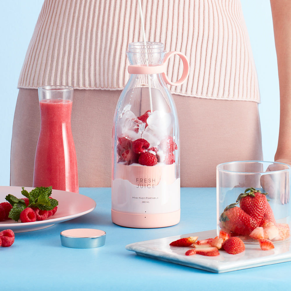 FreshBlend 500ml Portable Electric Juicer